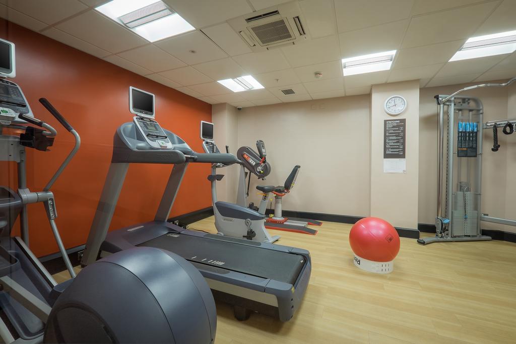 Grand Hotel Blackpool Exterior foto Fitness room in a hotel