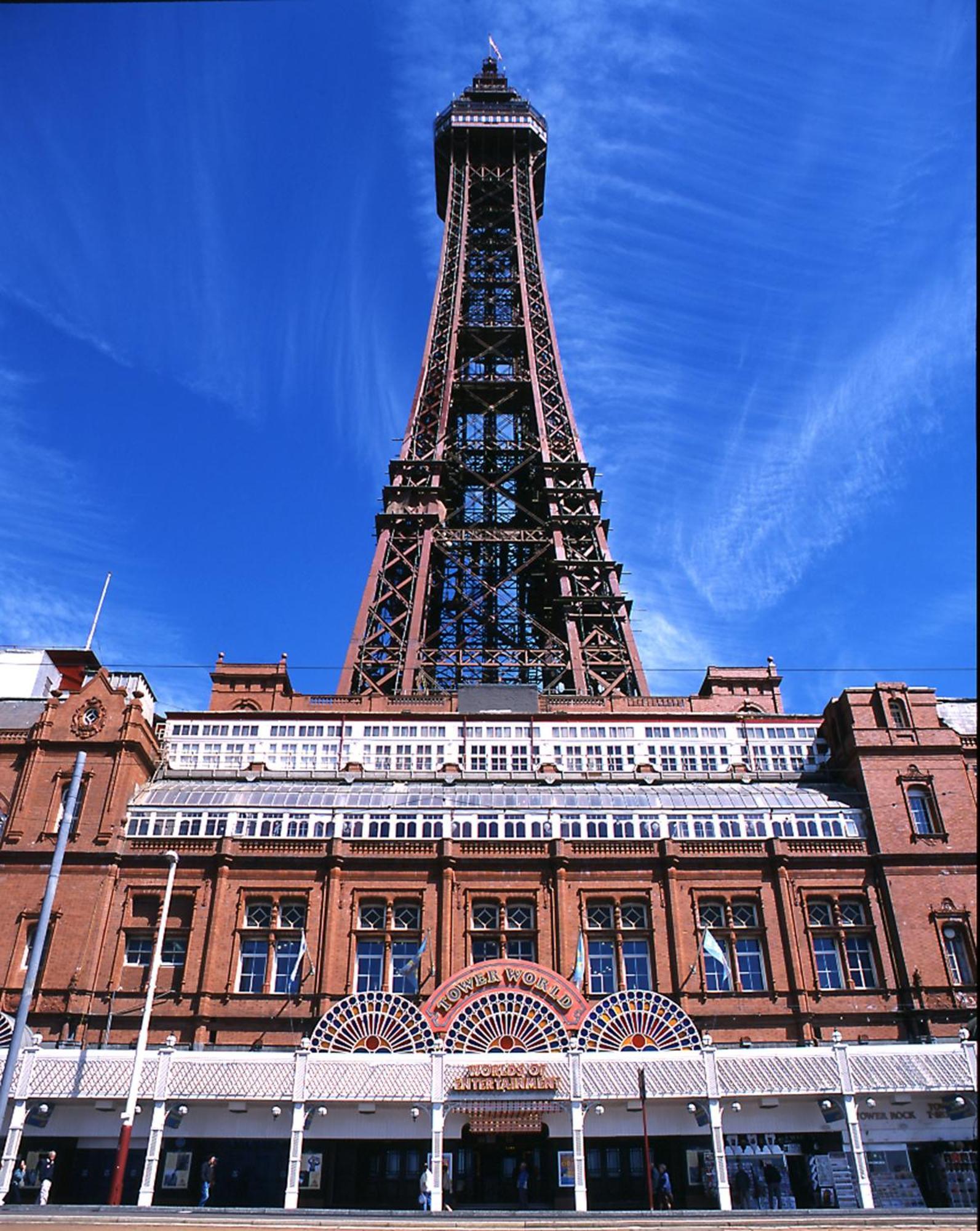 Grand Hotel Blackpool Exterior foto The Blackpool Tower